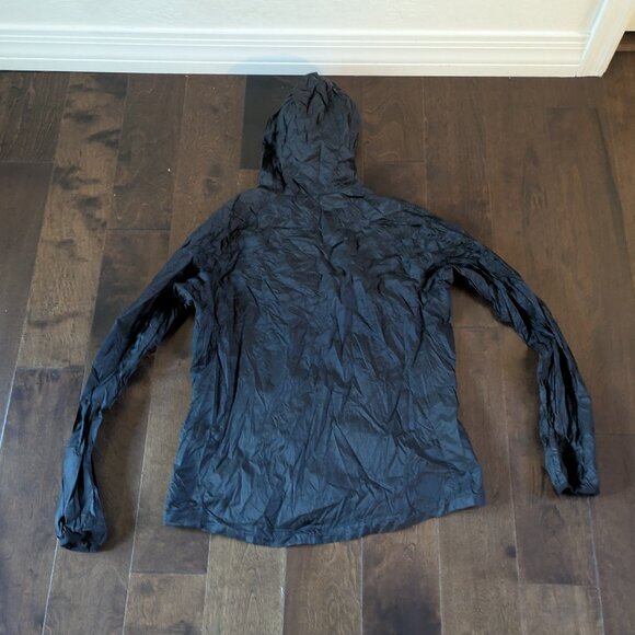 Eddie Bauer Women’s Packable Wind Jacket - Picture 9 of 10